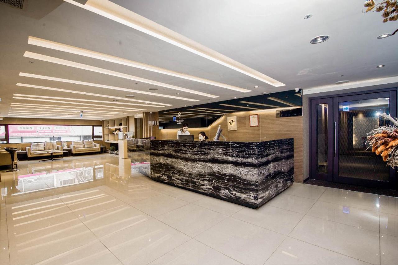 Talmud Hotel Yizhong Taichung Bagian luar foto