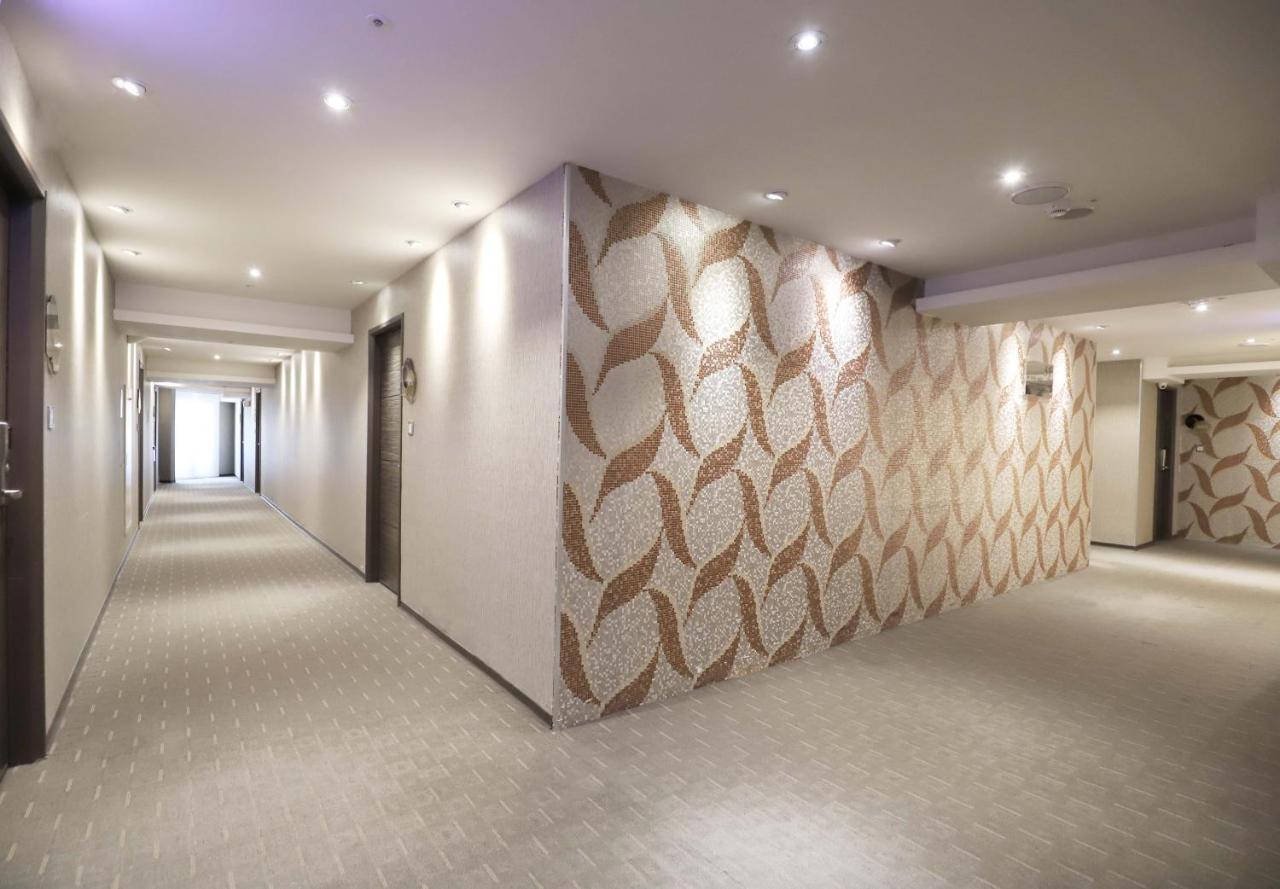 Talmud Hotel Yizhong Taichung Bagian luar foto