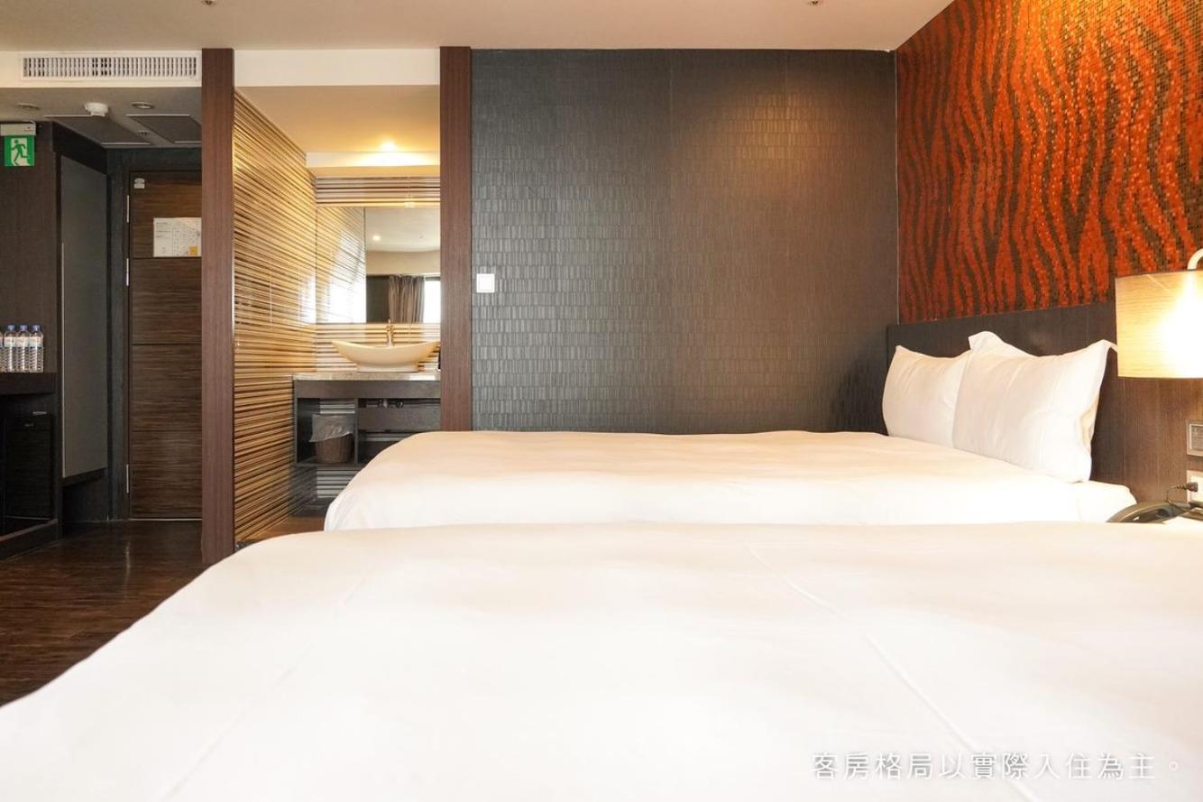 Talmud Hotel Yizhong Taichung Bagian luar foto
