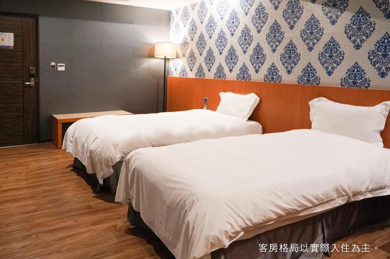 Talmud Hotel Yizhong Taichung Bagian luar foto