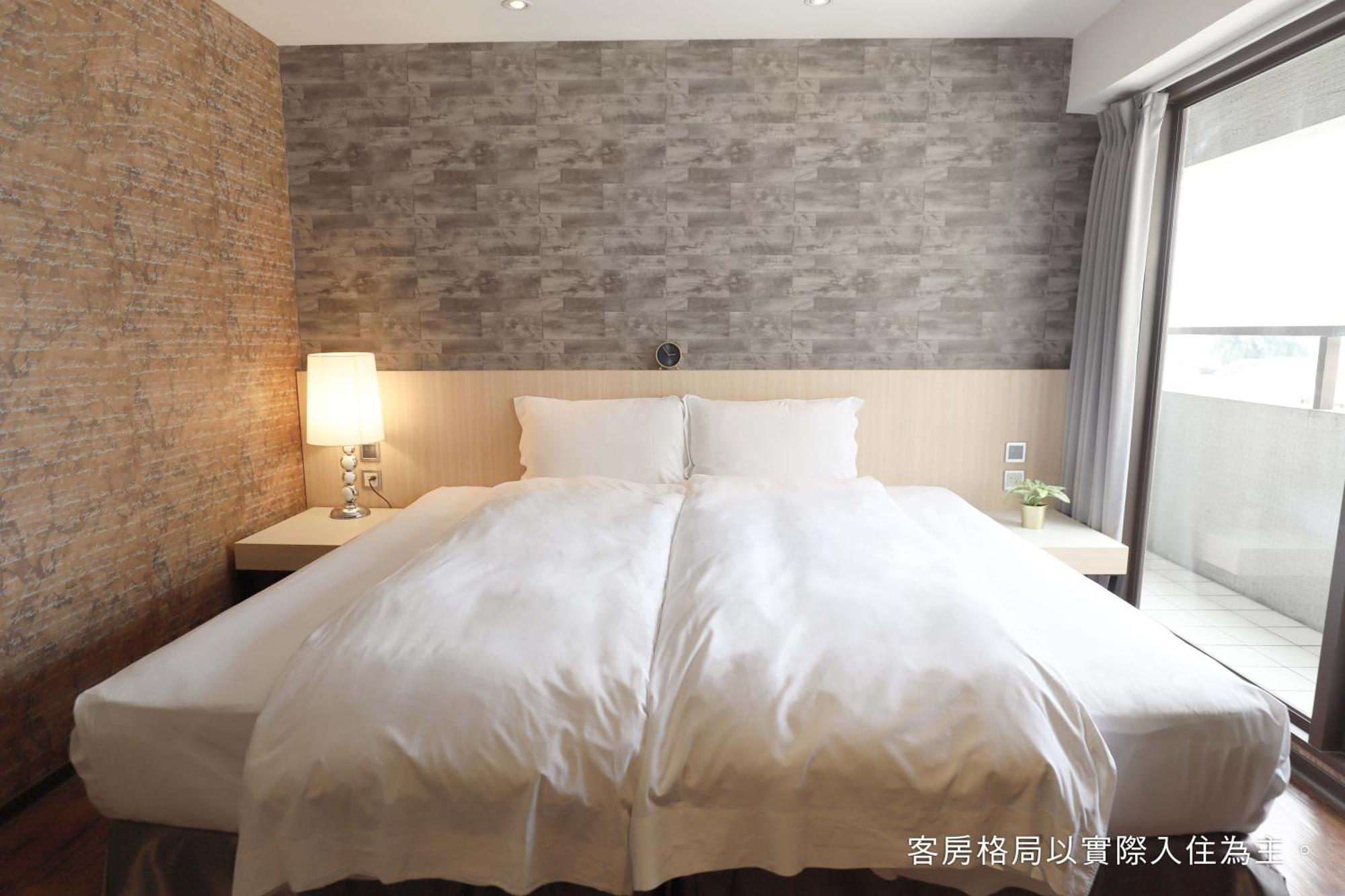 Talmud Hotel Yizhong Taichung Bagian luar foto