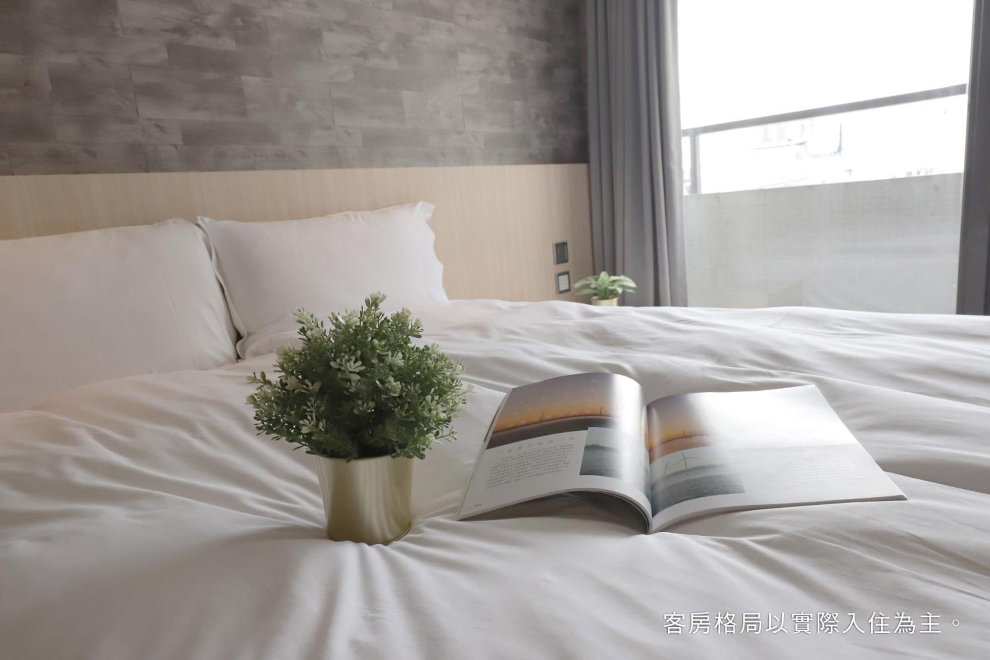 Talmud Hotel Yizhong Taichung Bagian luar foto