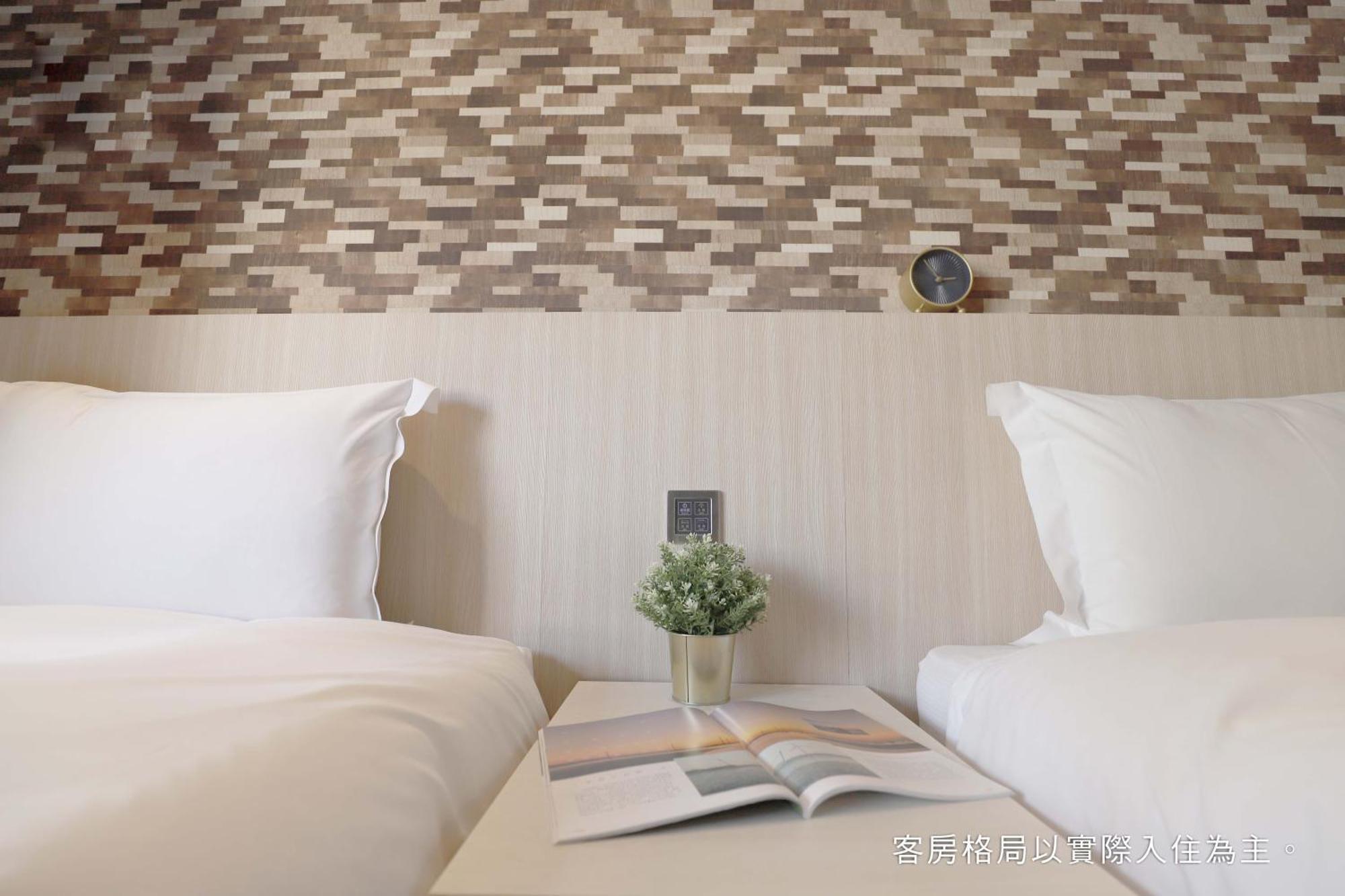 Talmud Hotel Yizhong Taichung Bagian luar foto