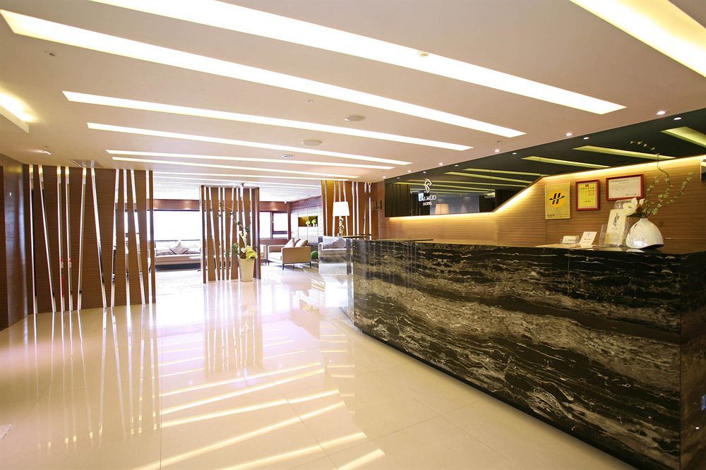 Talmud Hotel Yizhong Taichung Bagian luar foto